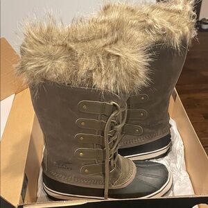 Sorel Women's Joan of Artic Waterproof Boots